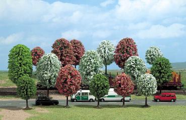 Lot de 16 arbres fleuris HO - BUSCH 6484 -