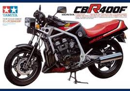 Honda CBR 400F - TAMIYA - 1/12 14035
