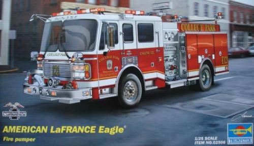 Camion de pompiers américain La France - TRUMPETER 02506 - 1/25 -