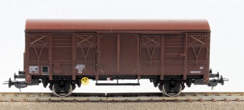 Wagon couvert 2 essieux type Gs4 brun SNCF - PIKO 96632 - HO -