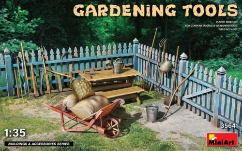 Gardening tools 1/35 MINIART 35641