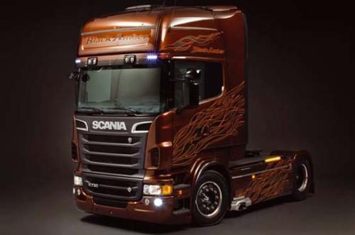 Scania R730 Black Amber - ITALERI 3897 - 1/24 -