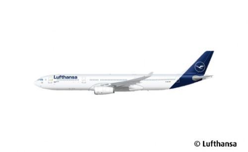 Maquette Airbus A330-300 Lufthansa 1/144 - REVELL 03816