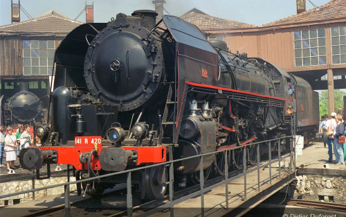 Locomotive à vapeur 141 R 420 - Analogique - tender à charbon - ép. V - JOUEF HJ2432 -NEW 2023